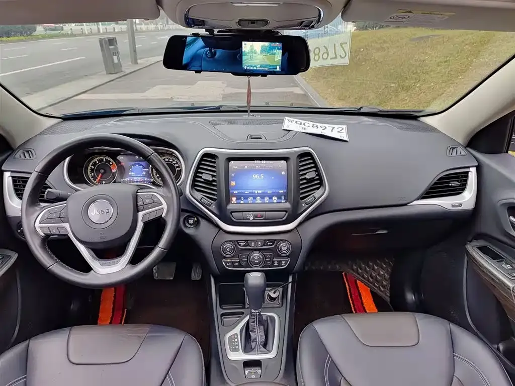 Jeep Cherokee 2021 из CN, фото 6