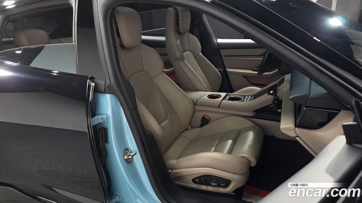 Porsche Taycan 2022 из KR, фото 10
