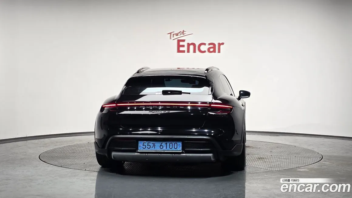 Porsche Taycan 2022 из KR, фото 4