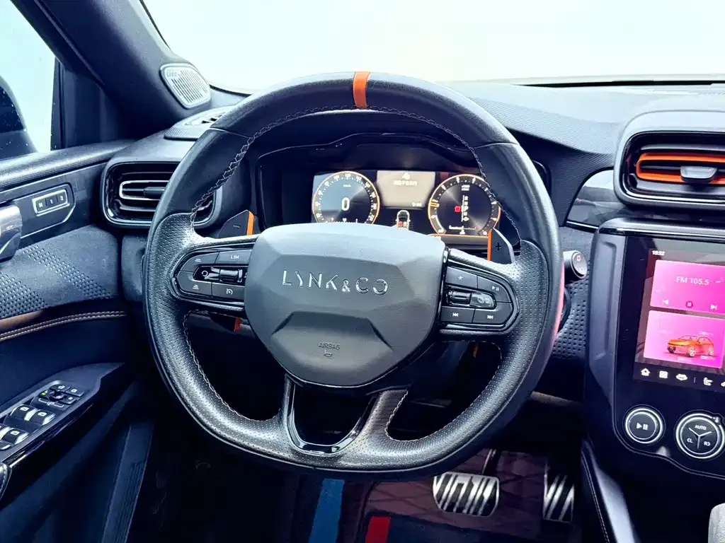 Lynk & Co 02 Hatchback 2021 из CN, фото 6