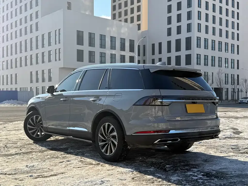 Lincoln Aviator 2025 из CN, фото 3