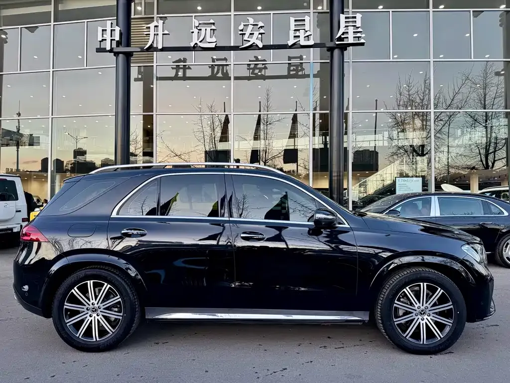 Mercedes-Benz GLE — фото 7