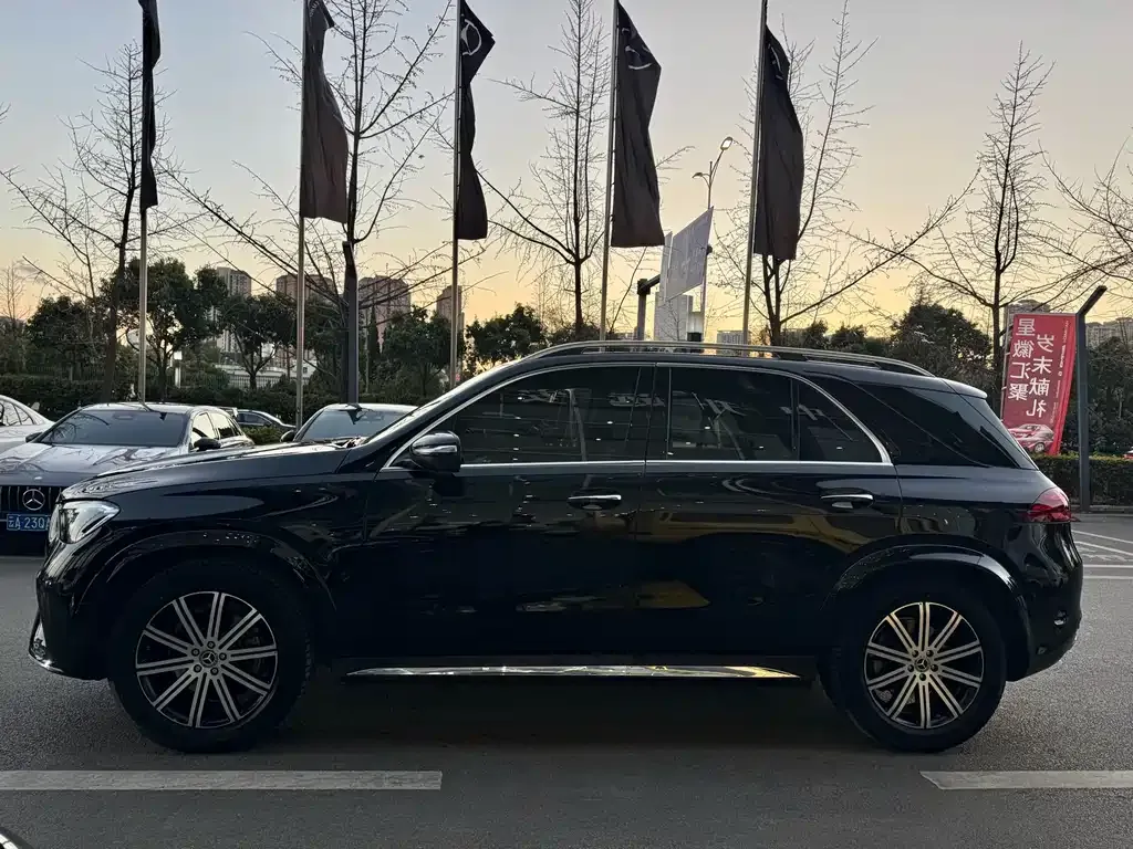 Mercedes-Benz GLE — фото 8