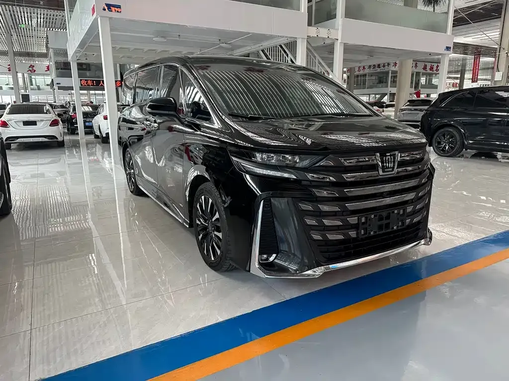 Toyota Vellfire 2023 из CN, фото 10