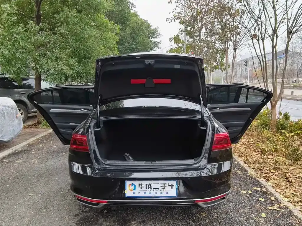 Volkswagen Magotan 2021 из CN, фото 7