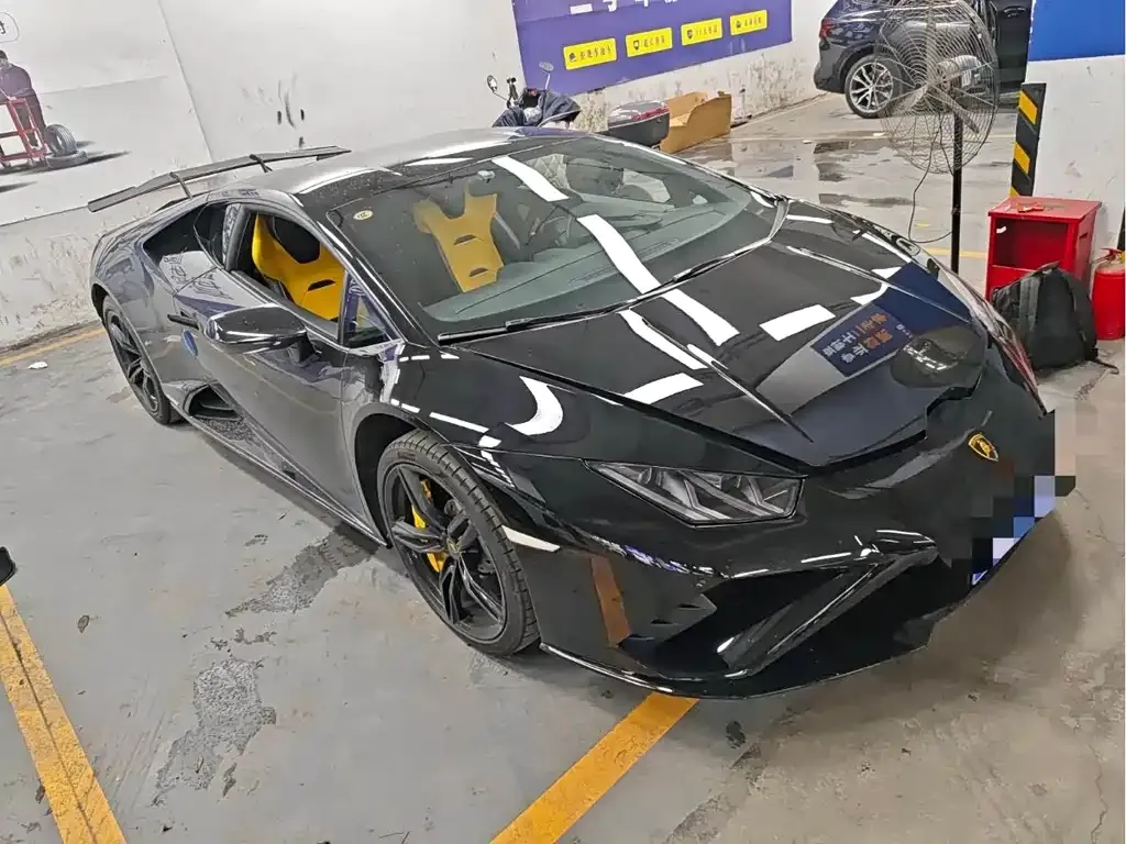 Lamborghini Huracan — фото 7