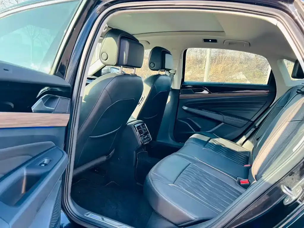 Volkswagen Passat New Energy 2021 из CN, фото 5