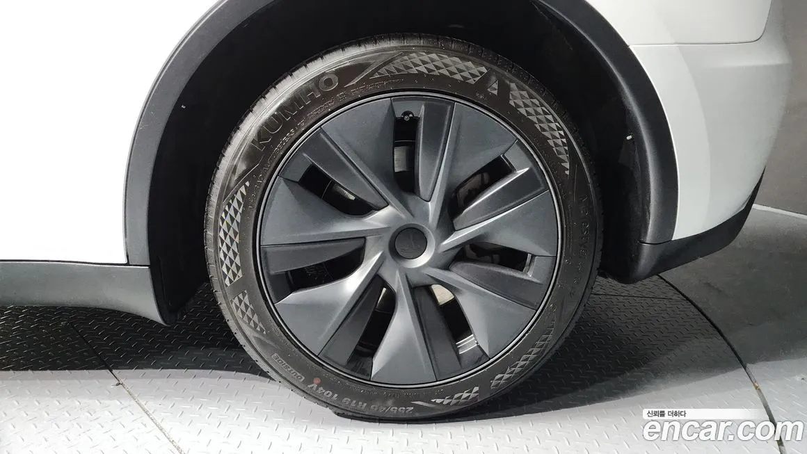 [object Object] Model Y 2024 из KR, фото 5