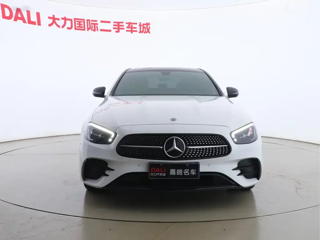 Mercedes-Benz E-Class (Import) — фото 4