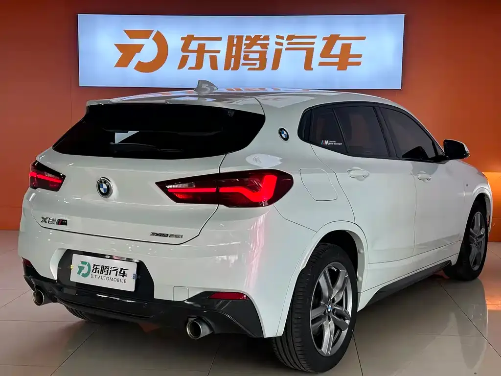 BMW X2 — фото 10