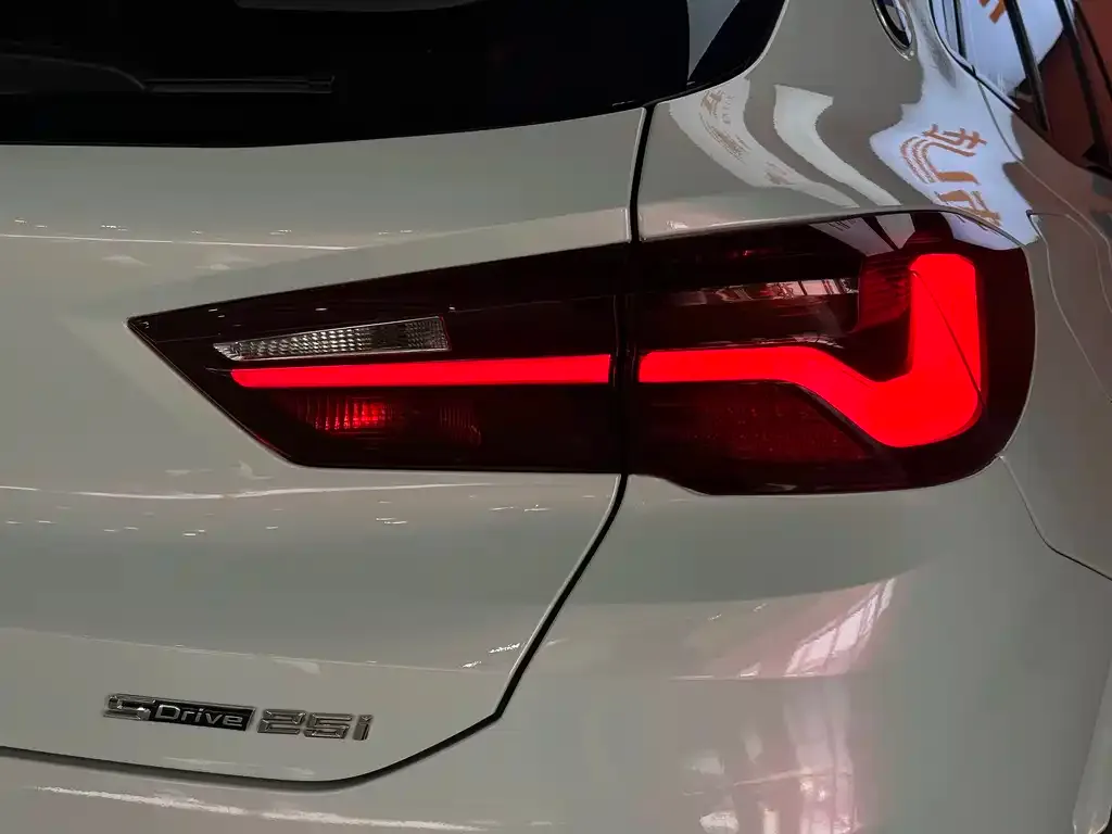BMW X2 — фото 2