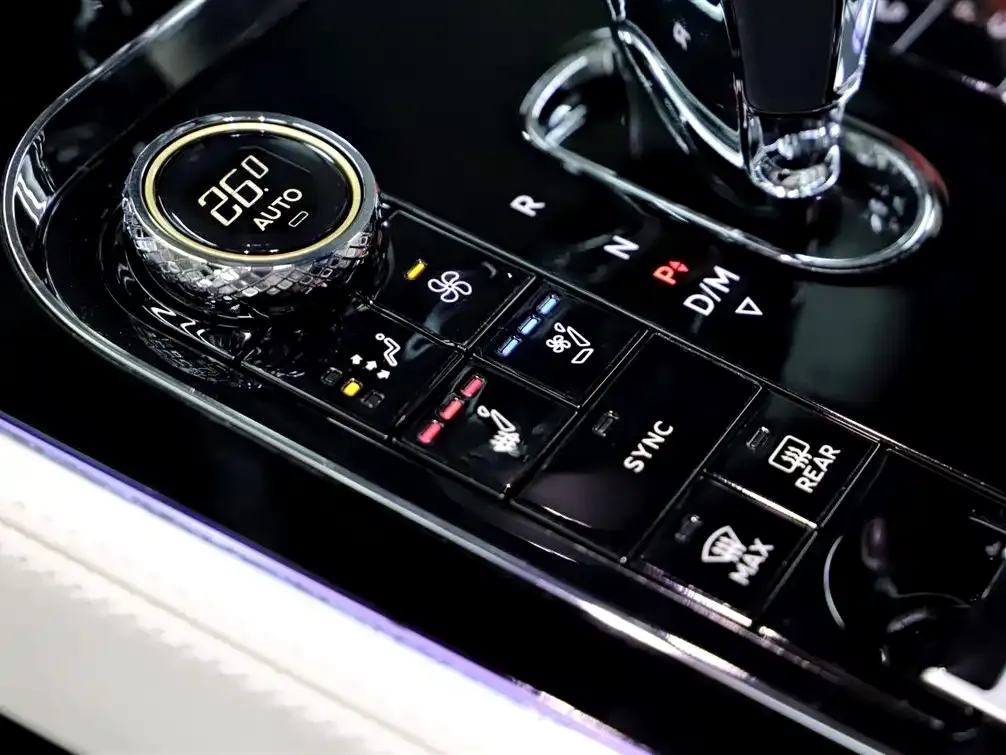 Bentley Continental 2025 из CN, фото 7