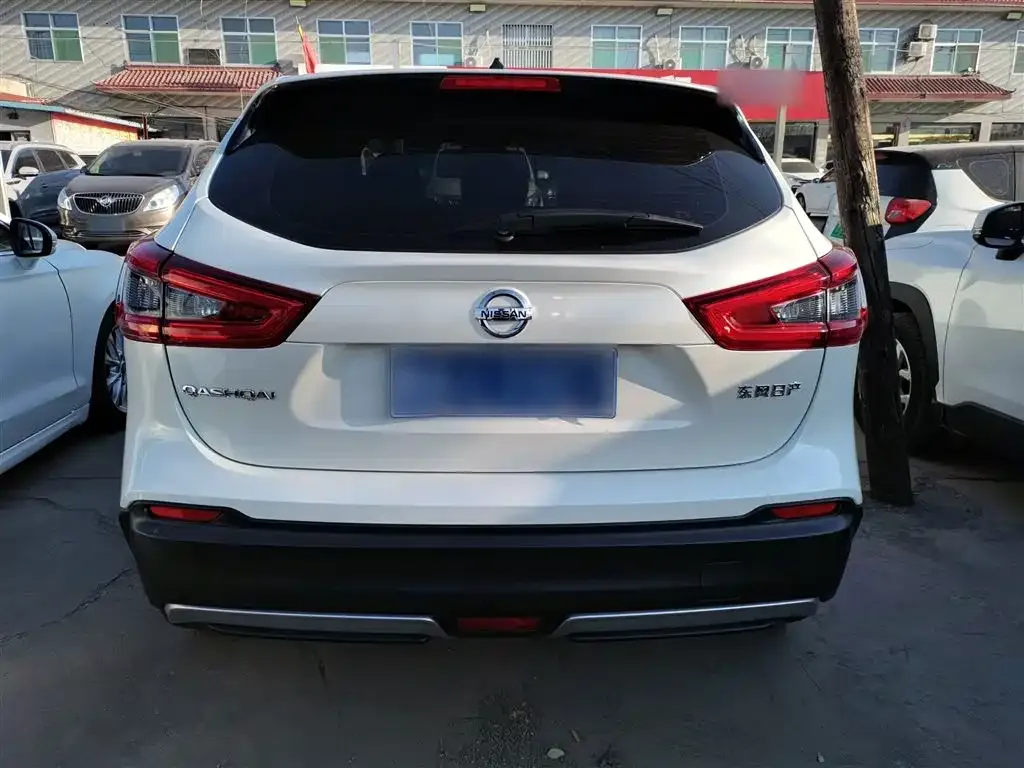 Nissan Qashqai — фото 6