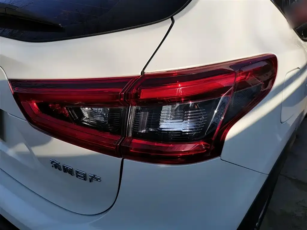 Nissan Qashqai — фото 8