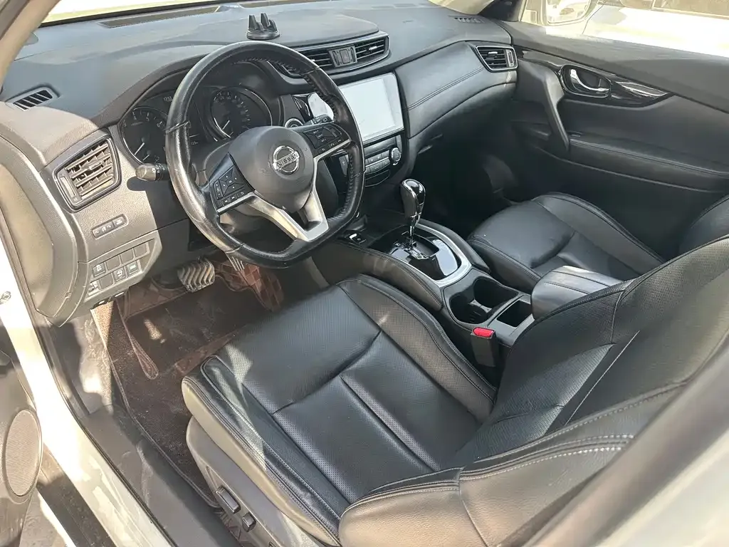 Nissan X-Trail 2021 из CN, фото 3