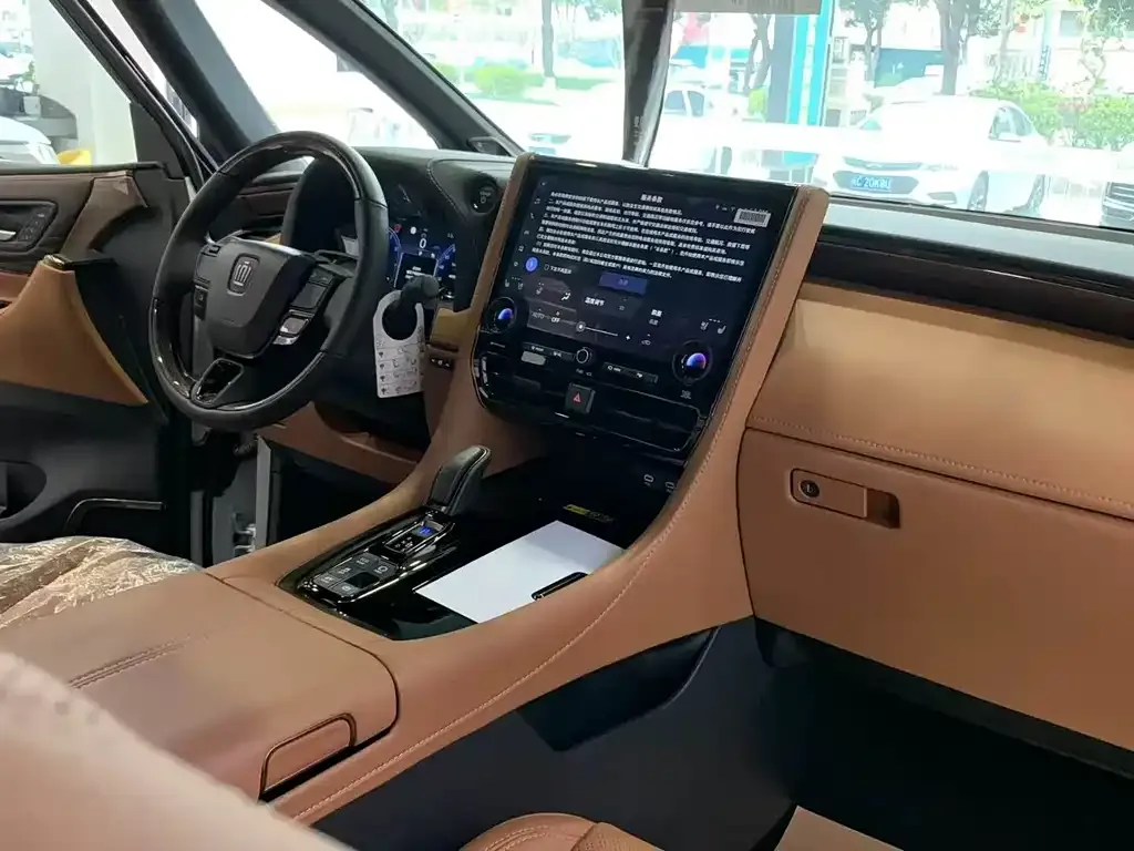 Toyota Vellfire — фото 6