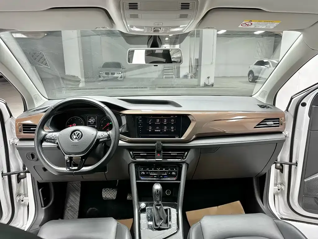 Volkswagen Tharu 2021 из CN, фото 8