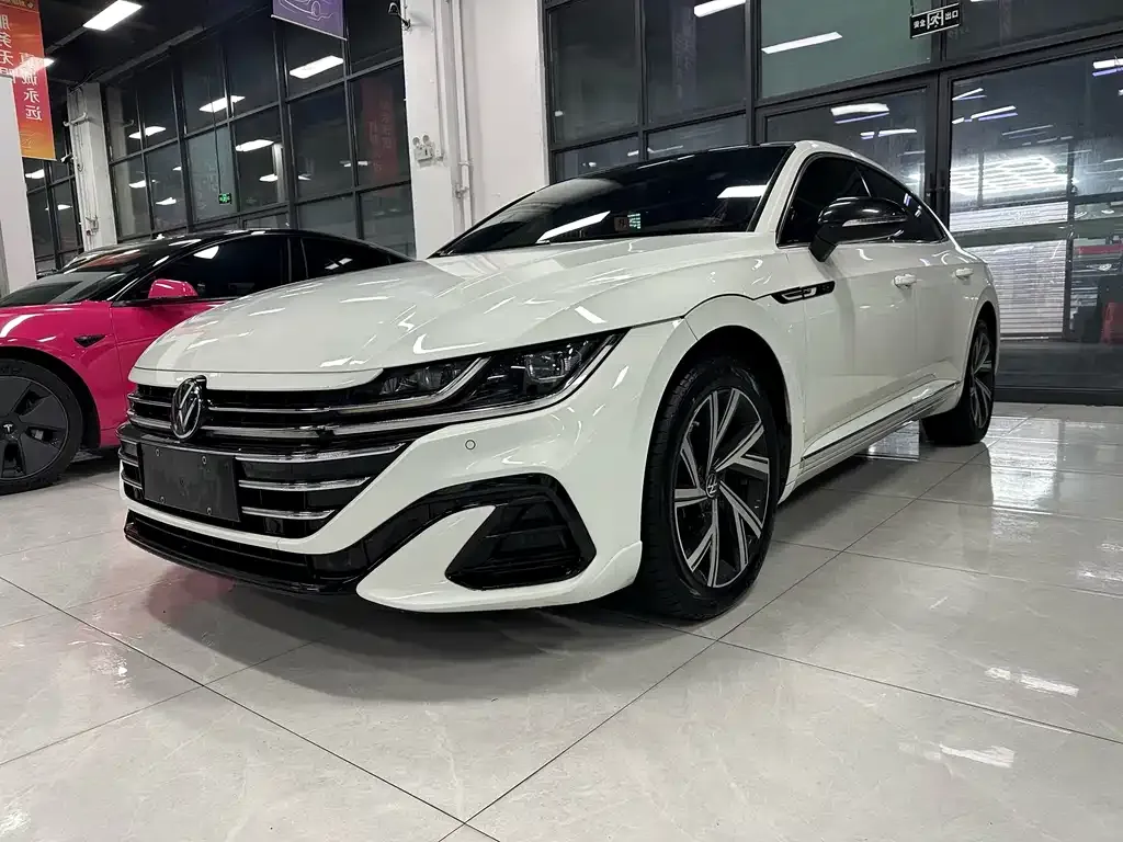 Volkswagen CC 2022 из CN, фото 1