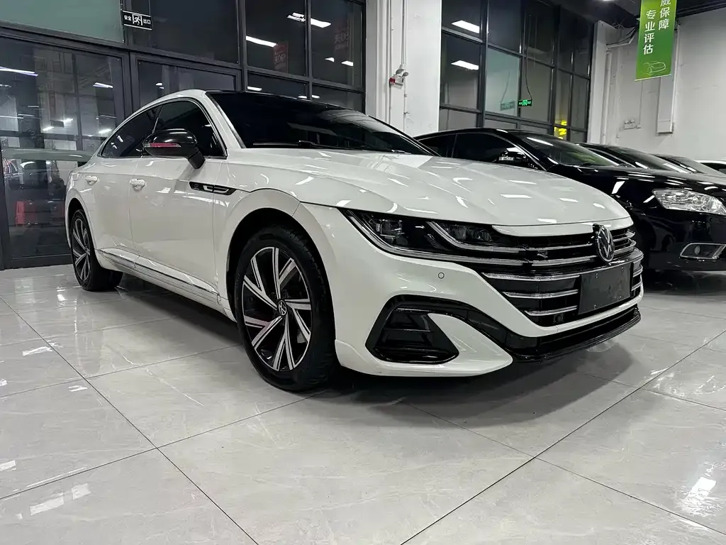 Volkswagen CC 2022 из CN, фото 3