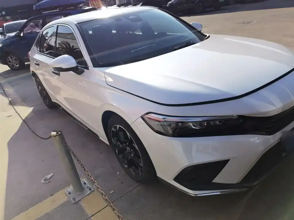 Honda Civic — фото 9