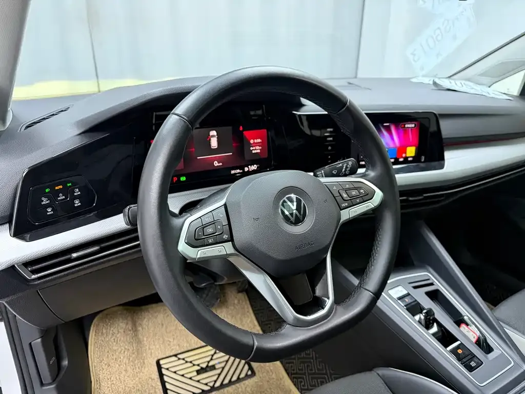 Volkswagen Golf 2021 из CN, фото 9