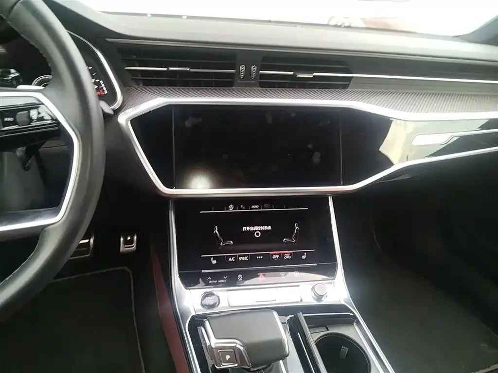 Audi A7L 2024 из CN, фото 3