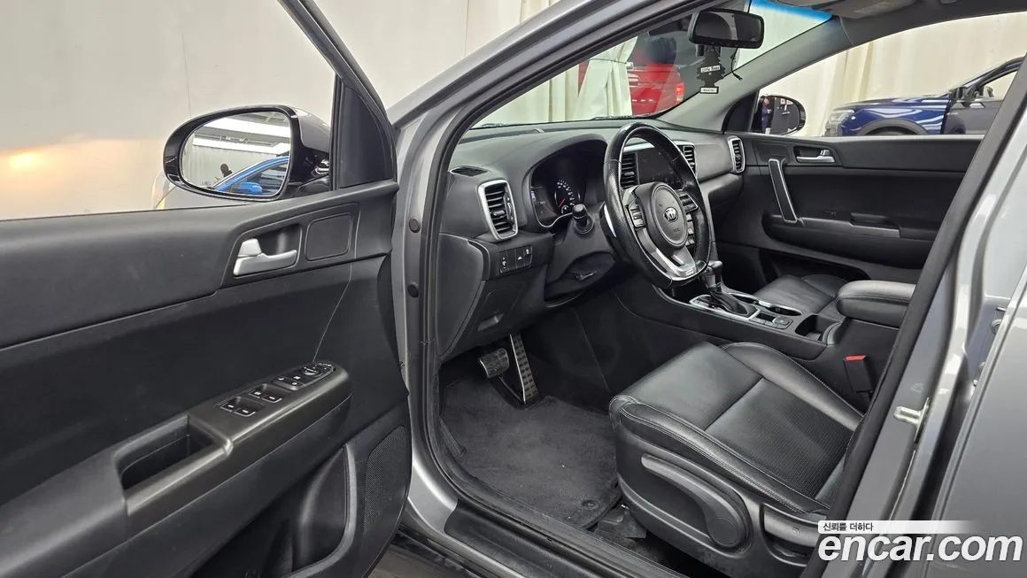 Kia Sportage — фото 7