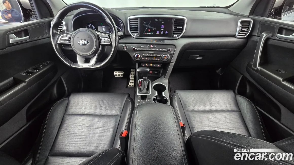 Kia Sportage — фото 8
