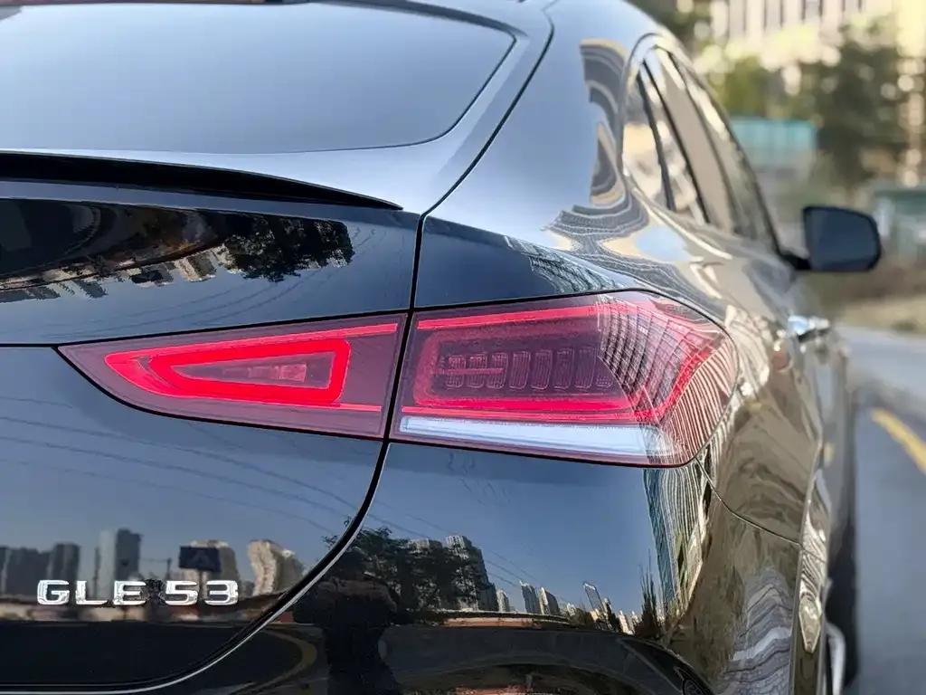Mercedes-Benz GLE Coupe AMG — фото 9