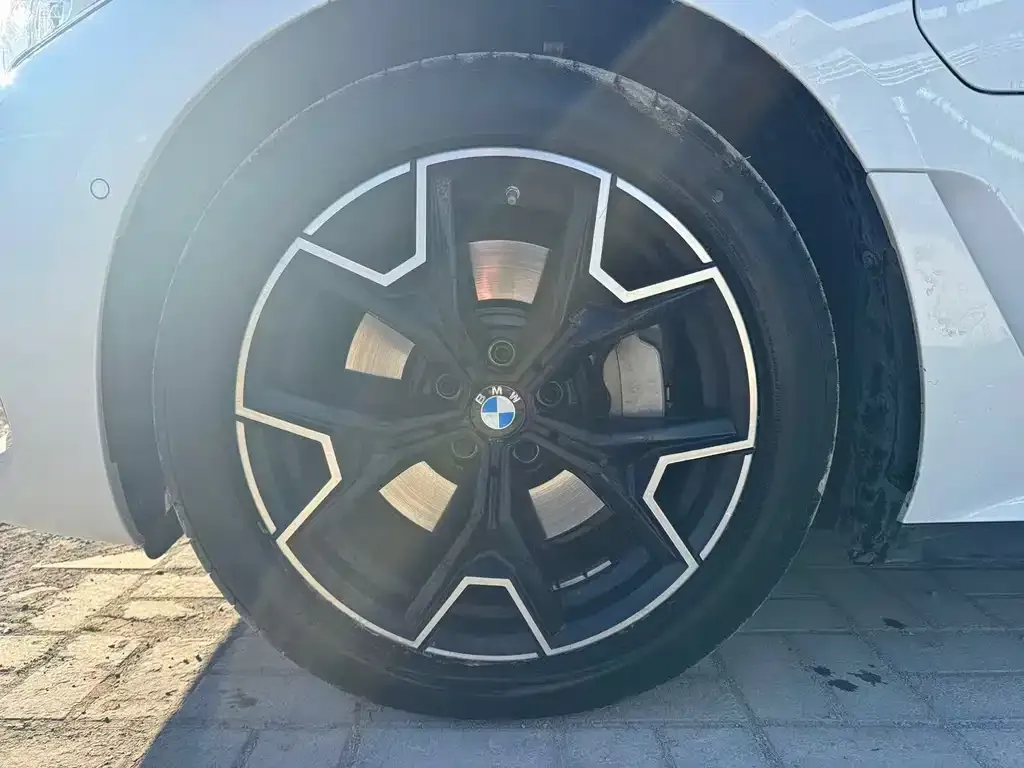 BMW i3 2024 из CN, фото 3