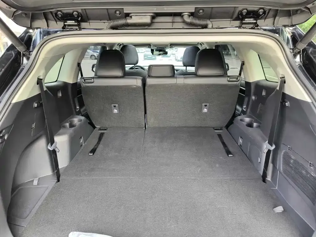 Toyota Highlander 2024 из CN, фото 2