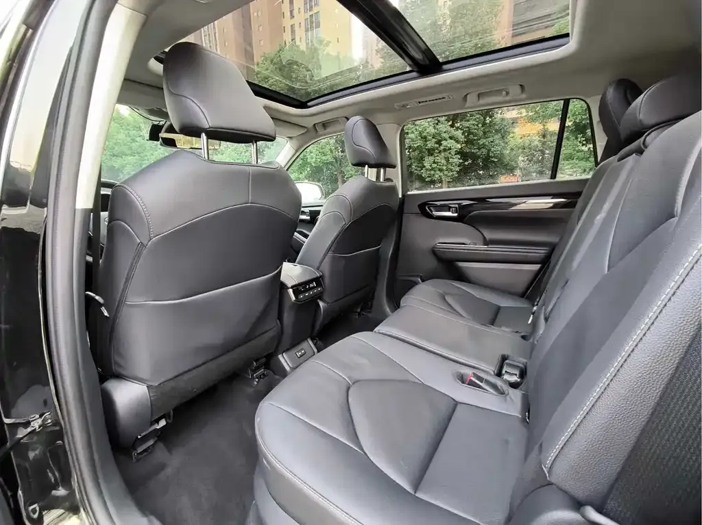 Toyota Highlander 2024 из CN, фото 6
