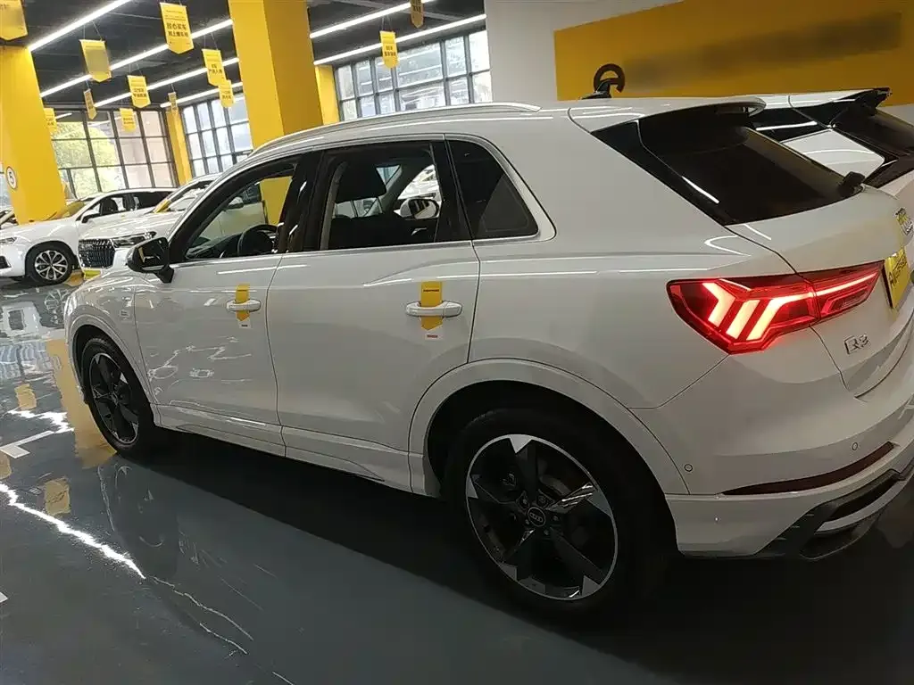 Audi Q3 2022 из CN, фото 5