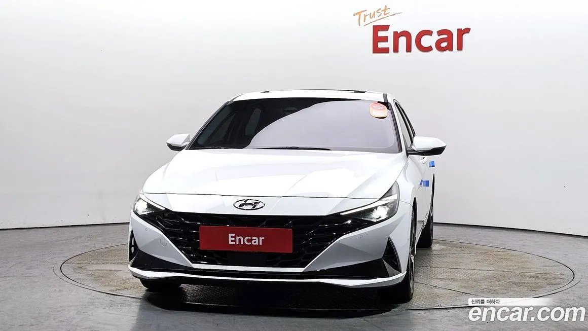 Hyundai AVANTE — фото 3