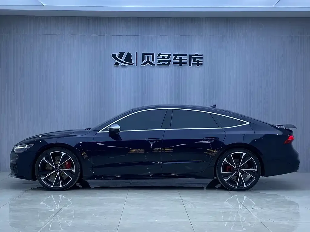 Audi S7 2021 из CN, фото 2