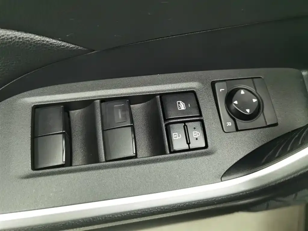 Toyota Wildlander 2021 из CN, фото 8