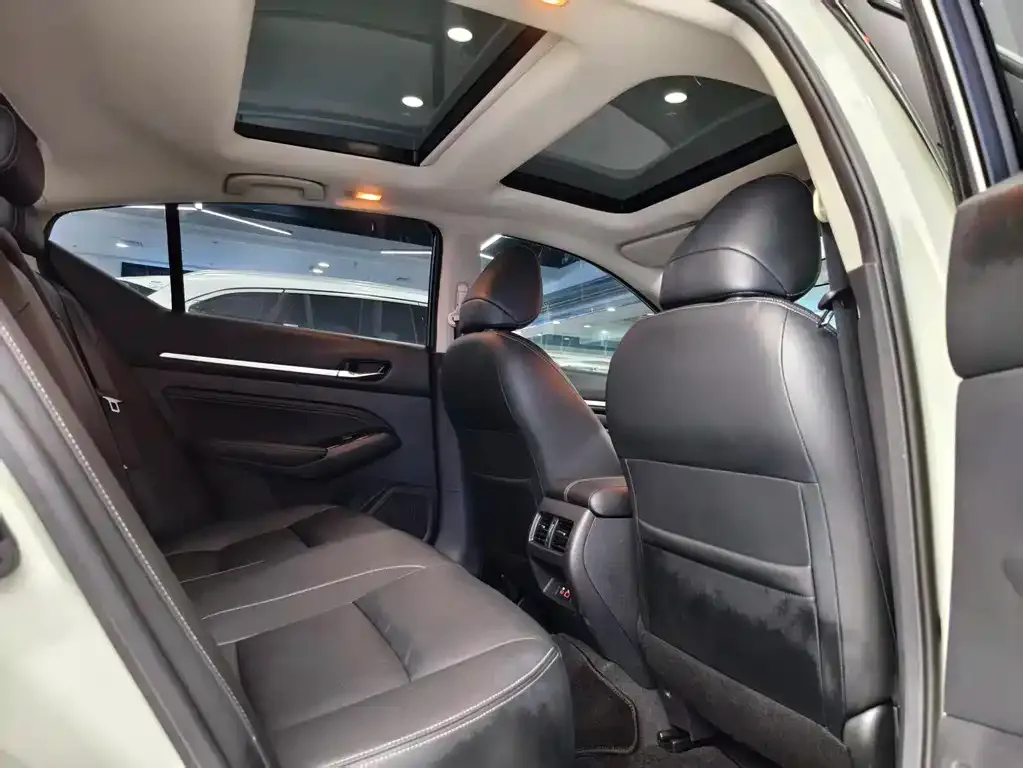 Nissan Teana 2023 из CN, фото 2