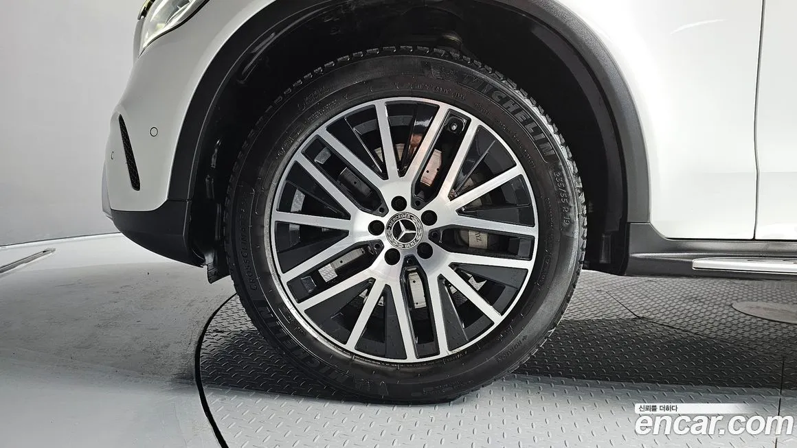 Mercedes-Benz GLC-Class 2021 из KR, фото 3