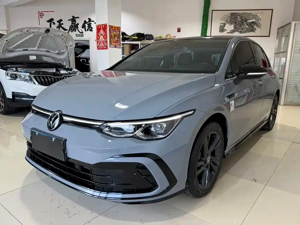 Volkswagen Golf 2022 из CN, фото 1