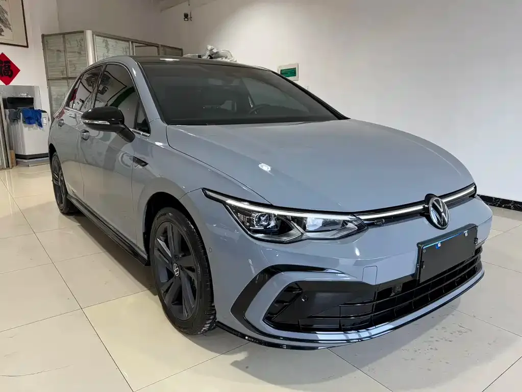 Volkswagen Golf 2022 из CN, фото 10