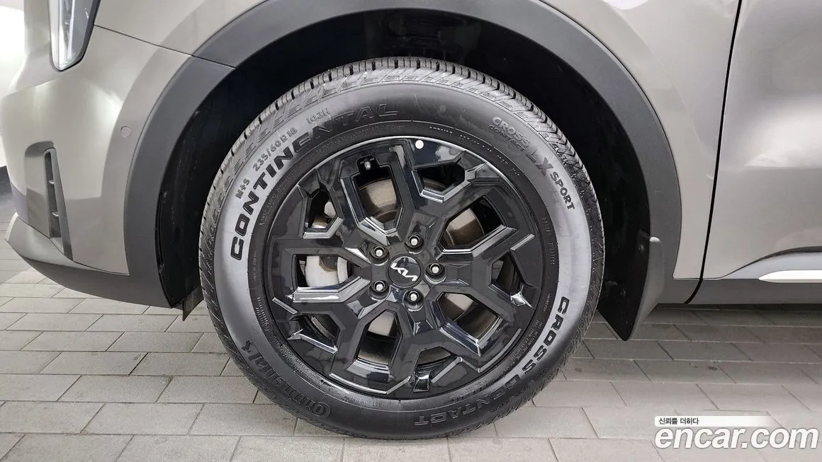 Kia Sorento — фото 5