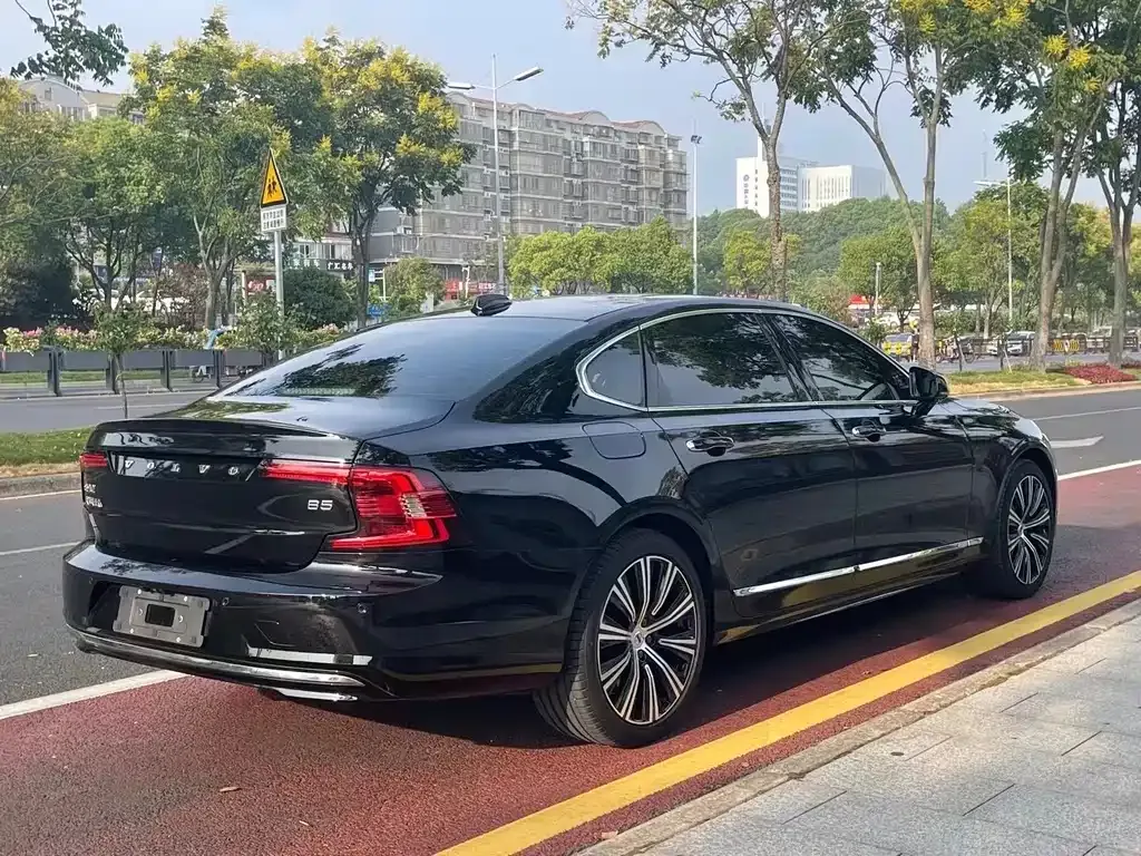 Volvo S90 — фото 7