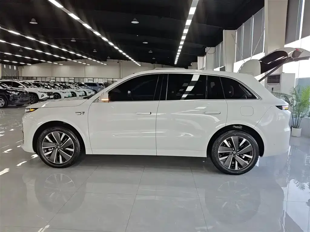 Li Auto L6 2025 из CN, фото 8