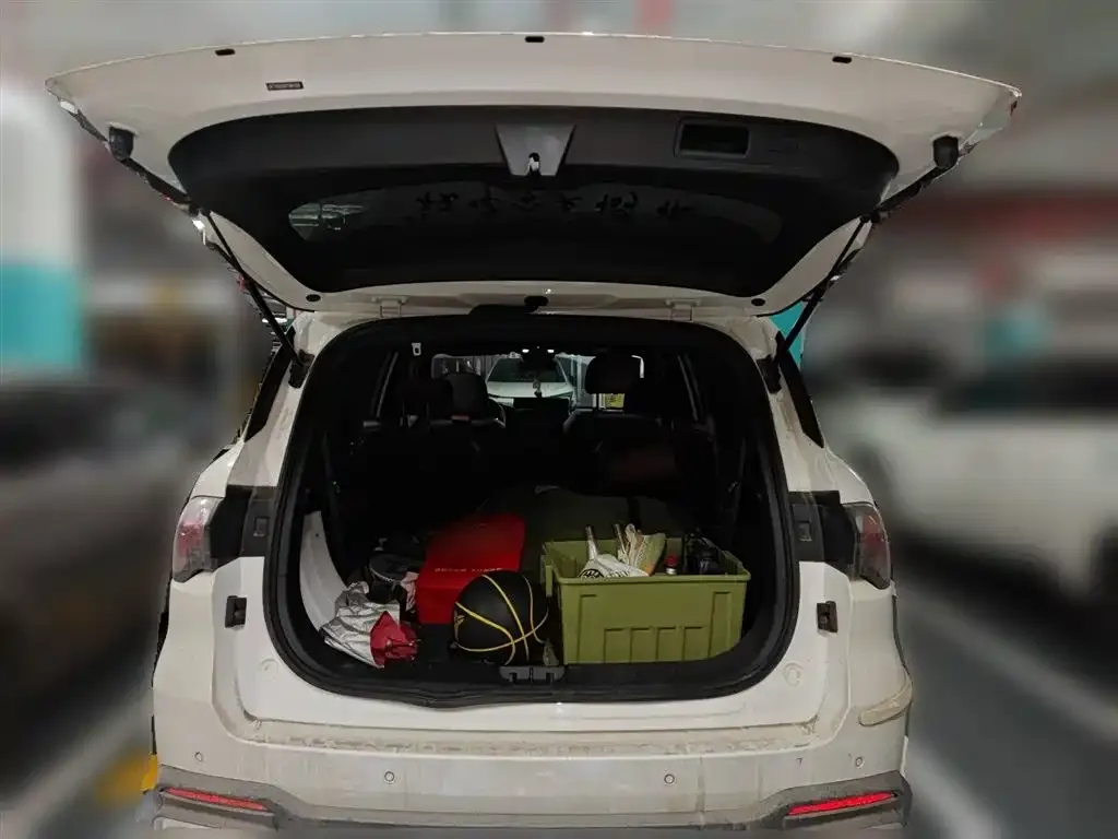 Geely Haoyue L 2024 из CN, фото 6