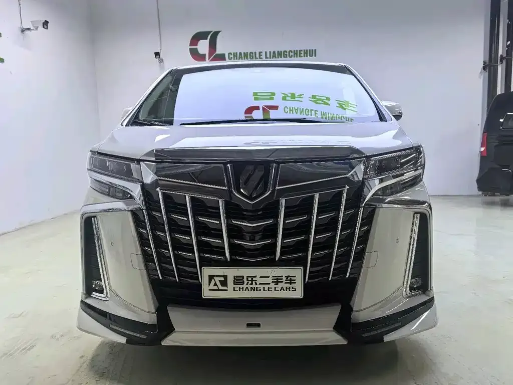 Toyota Alphard 2021 из CN, фото 1
