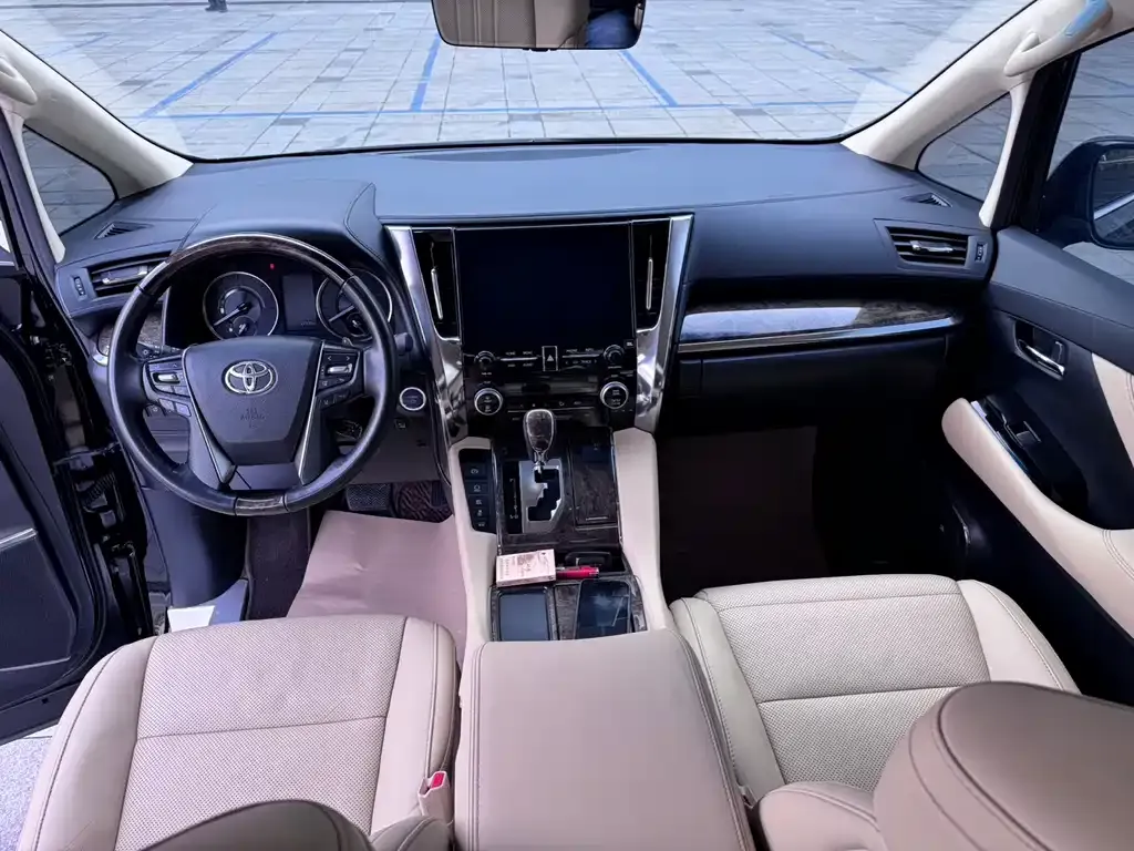 Toyota Alphard 2023 из CN, фото 5