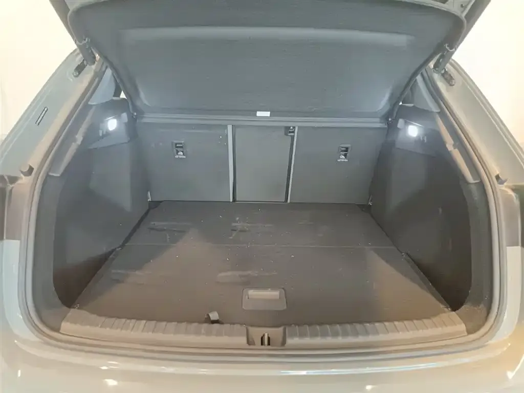 Audi Q4 e-tron 2024 из CN, фото 6