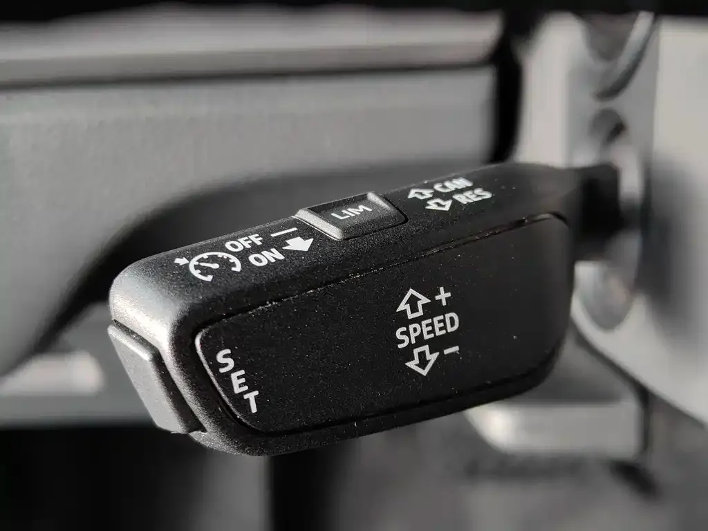 Audi Q5L 2024 из CN, фото 3