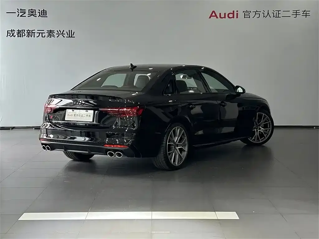 Audi S4 2024 из CN, фото 4
