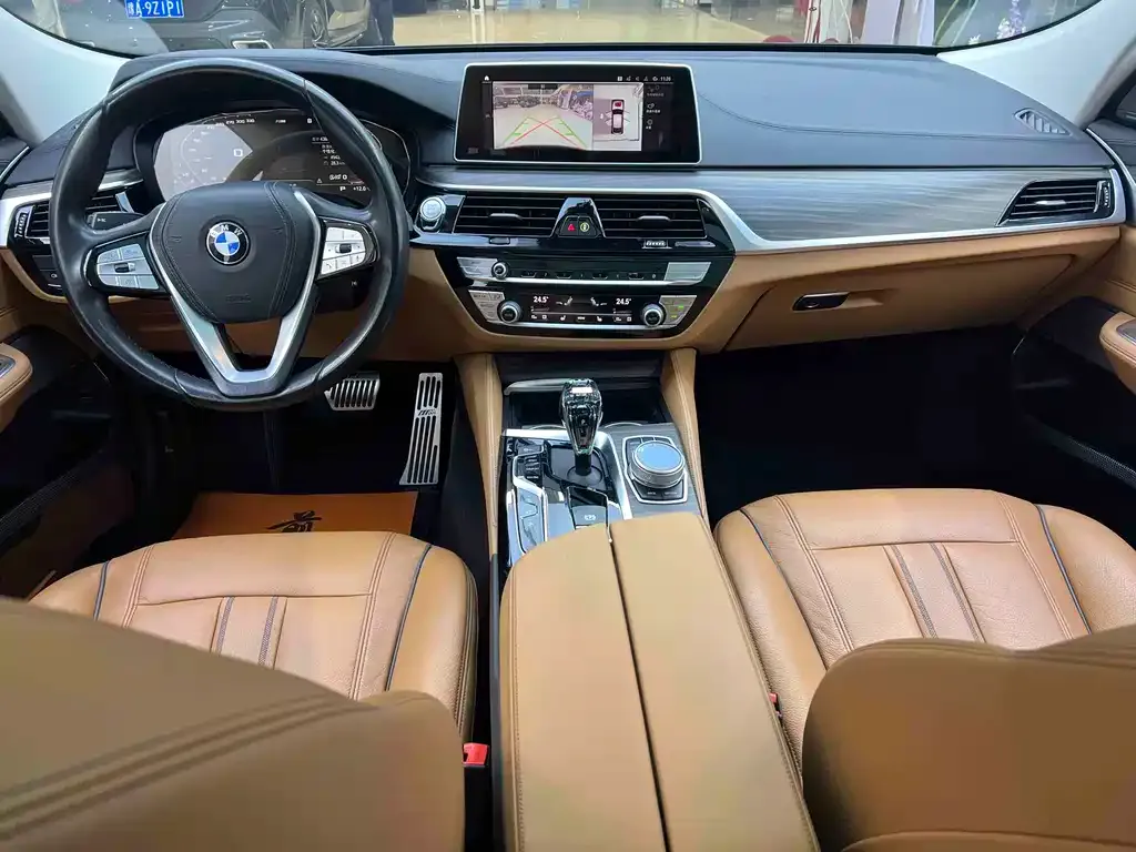 BMW 6 Series GT 2021 из CN, фото 8